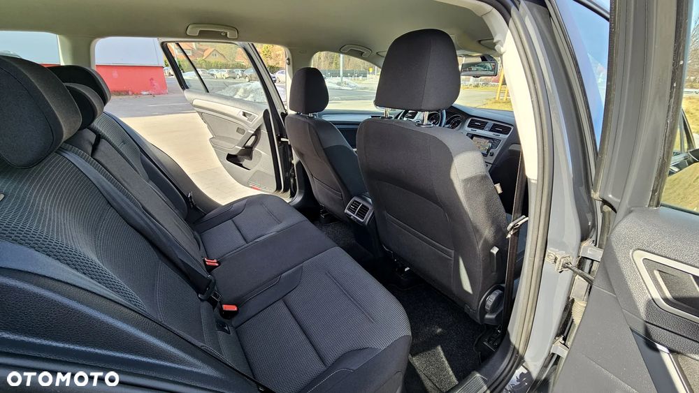 Volkswagen Golf 1.6 BlueTDI Comfortline - 34