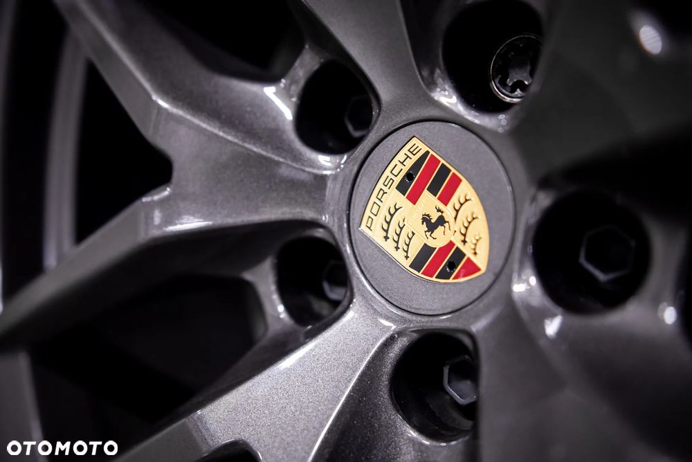 Porsche Macan T - 13