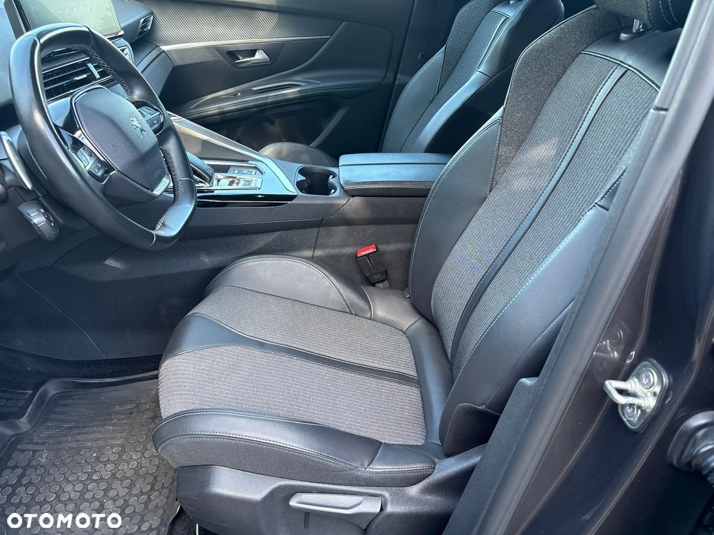 Peugeot 3008 - 16