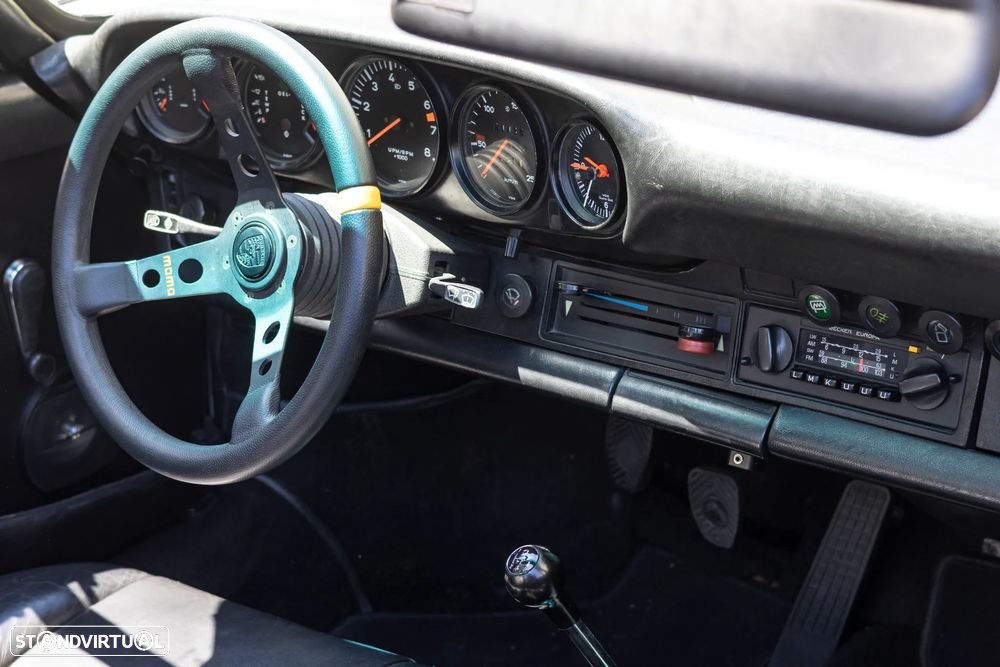 Porsche 911 (964) - 44