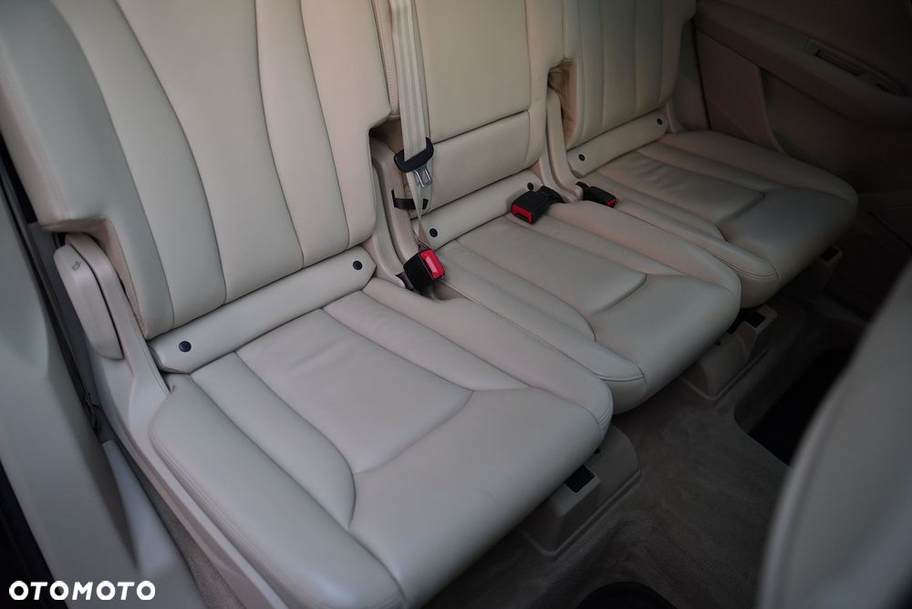Audi Q7 - 25