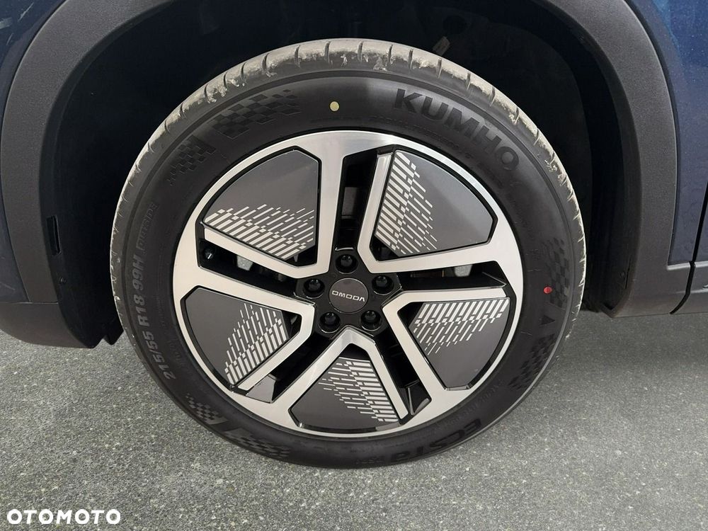 Omoda E5 - 11