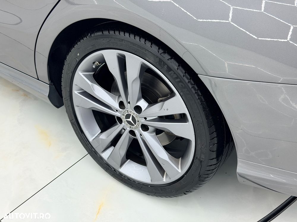 Mercedes-Benz CLA 180 7G-DCT AMG Line - 9