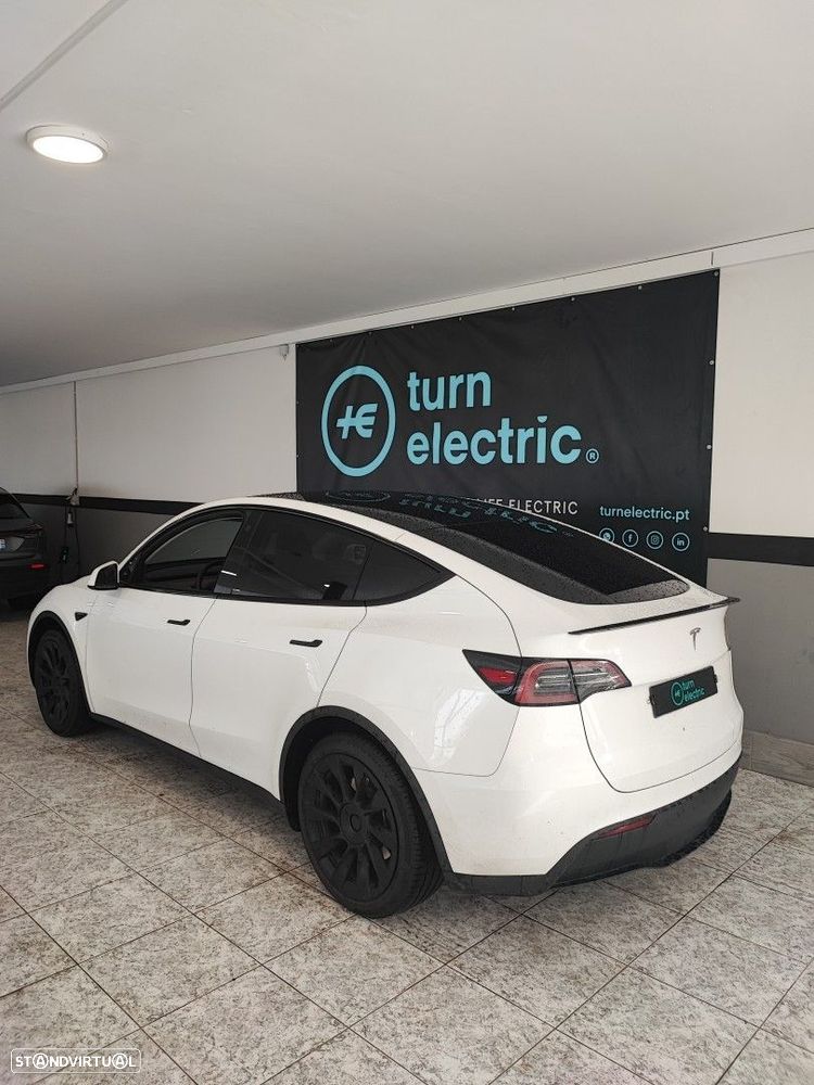 Tesla Model Y Tração Traseira - 2