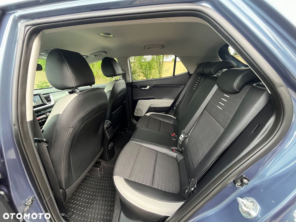 Kia Stonic 1.4 L - 33