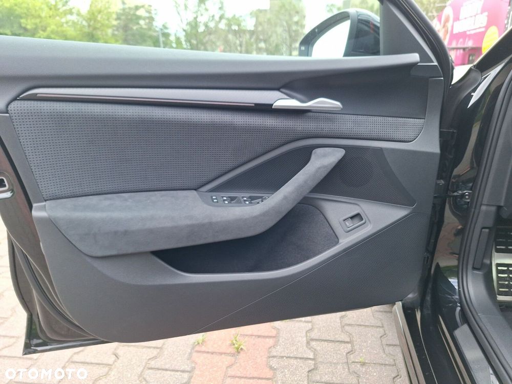 Skoda Superb 2.0 TSI Sportline DSG - 11