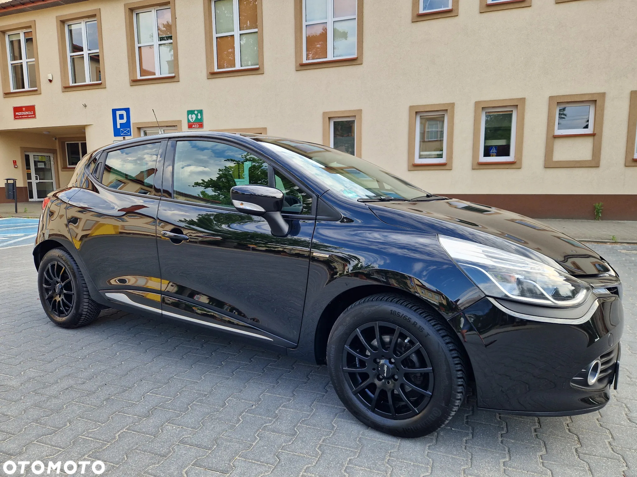 Renault Clio 1.2 16V Limited EU6 - 23
