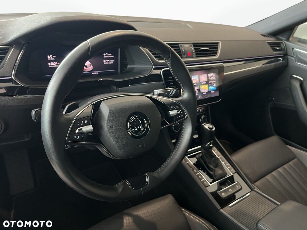 Skoda Superb 2.0 TDI SCR 4x4 L&K DSG - 11