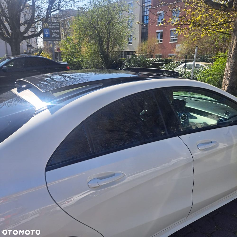 Mercedes-Benz CLA 200 7G-DCT AMG Line - 7