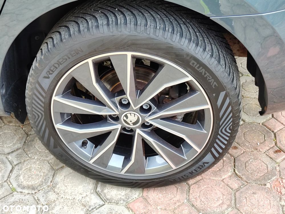 Skoda RAPID - 15
