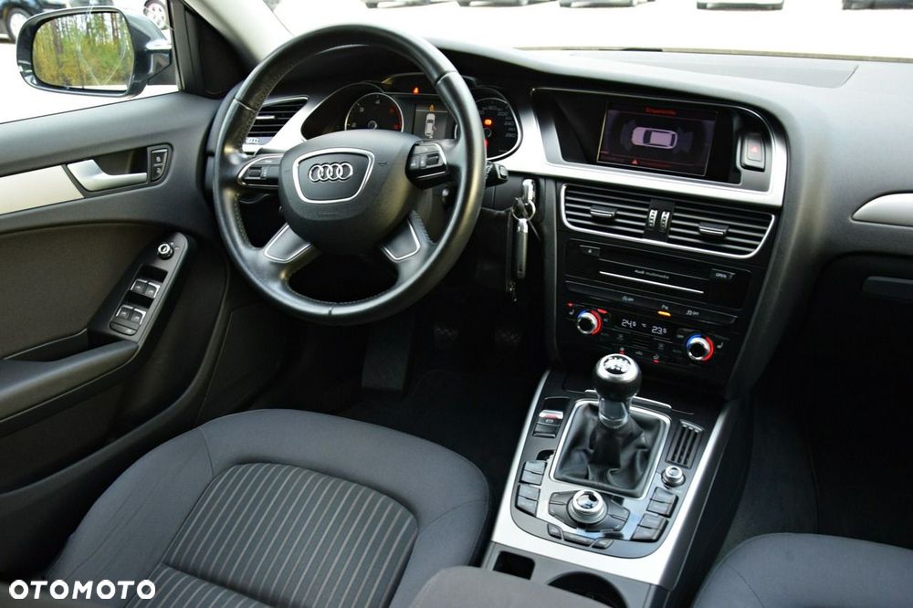 Audi A4 Avant 2.0 TDI DPF Attraction - 36