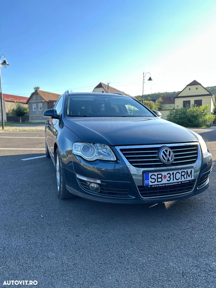 Volkswagen Passat 2.0 TDI Highline DPF 4Motion - 1