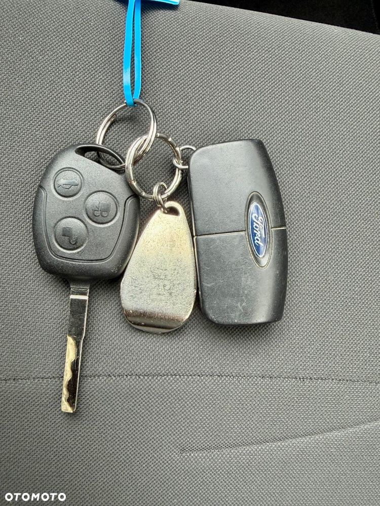 Ford Fiesta 1.0 EcoBoost Champions Edition - 22