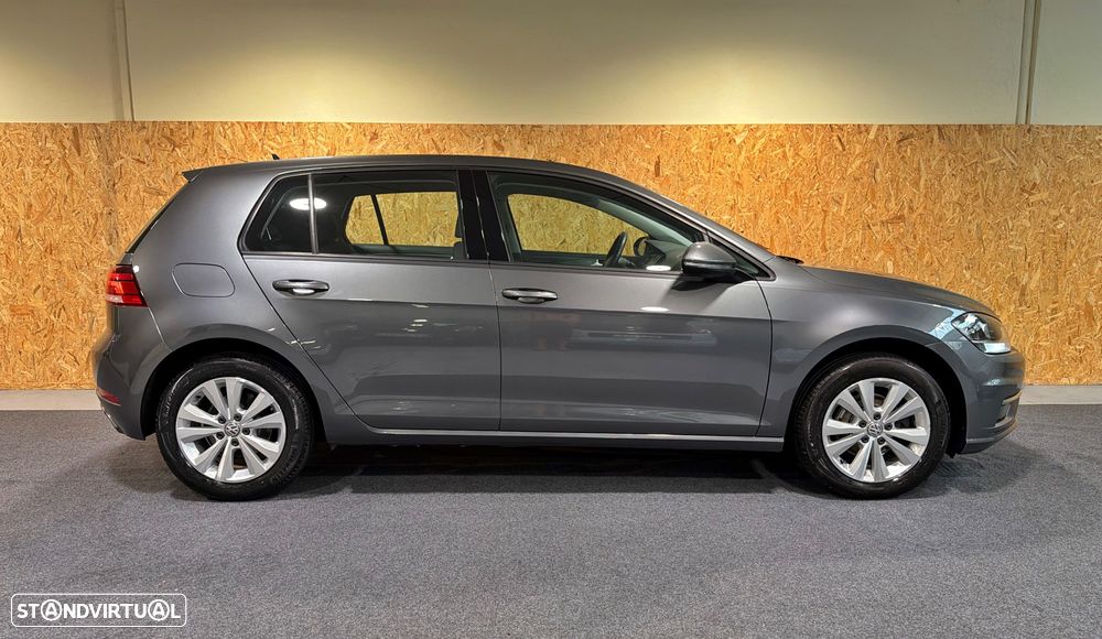 VW Golf 1.0 TSI Confortline DSG - 5