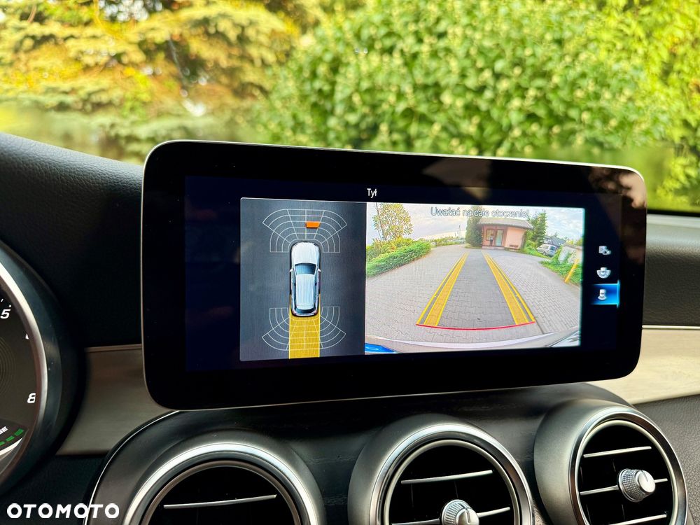 Mercedes-Benz GLC 200 4Matic 9G-TRONIC AMG Line Plus - 15