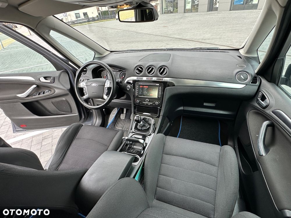 Ford Galaxy 2.0 TDCi DPF Business Edition - 31