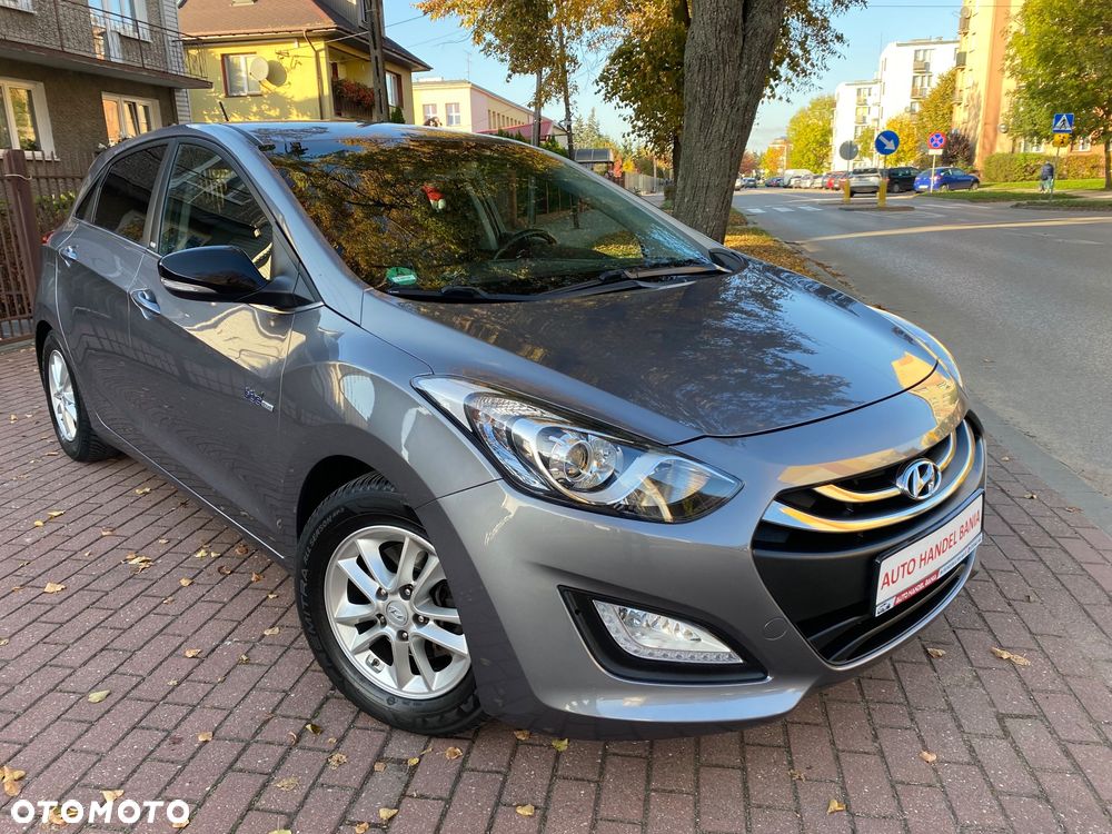 Hyundai i30 blue 1.6 GDI Trend - 24