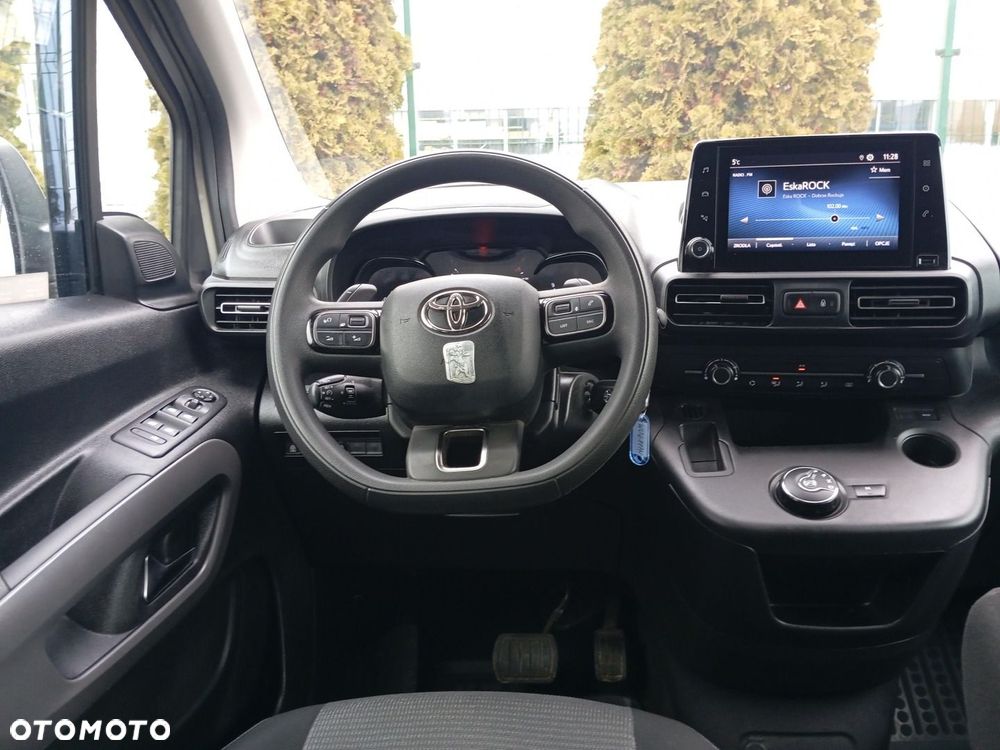 Toyota Proace City Verso 1.2 D-4T Business - 17