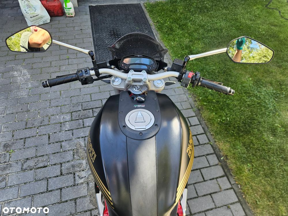 Ducati Monster - 16