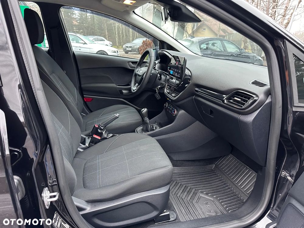 Ford Fiesta 1.1 S&S TITANIUM - 28