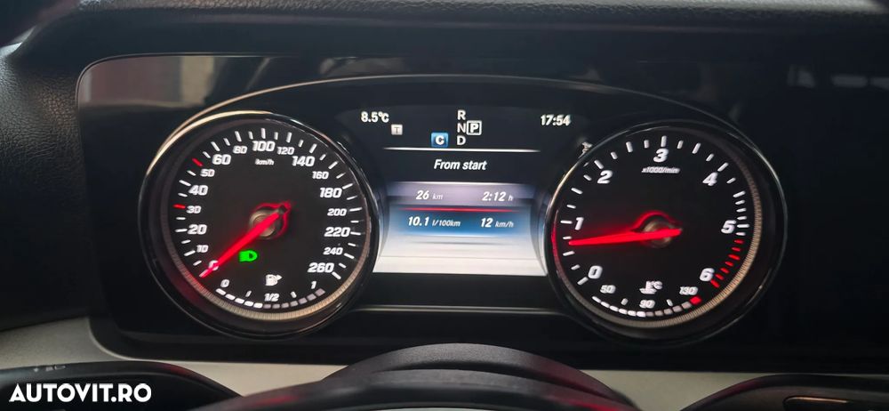 Mercedes-Benz E 220 d 9G-TRONIC AMG Line - 32