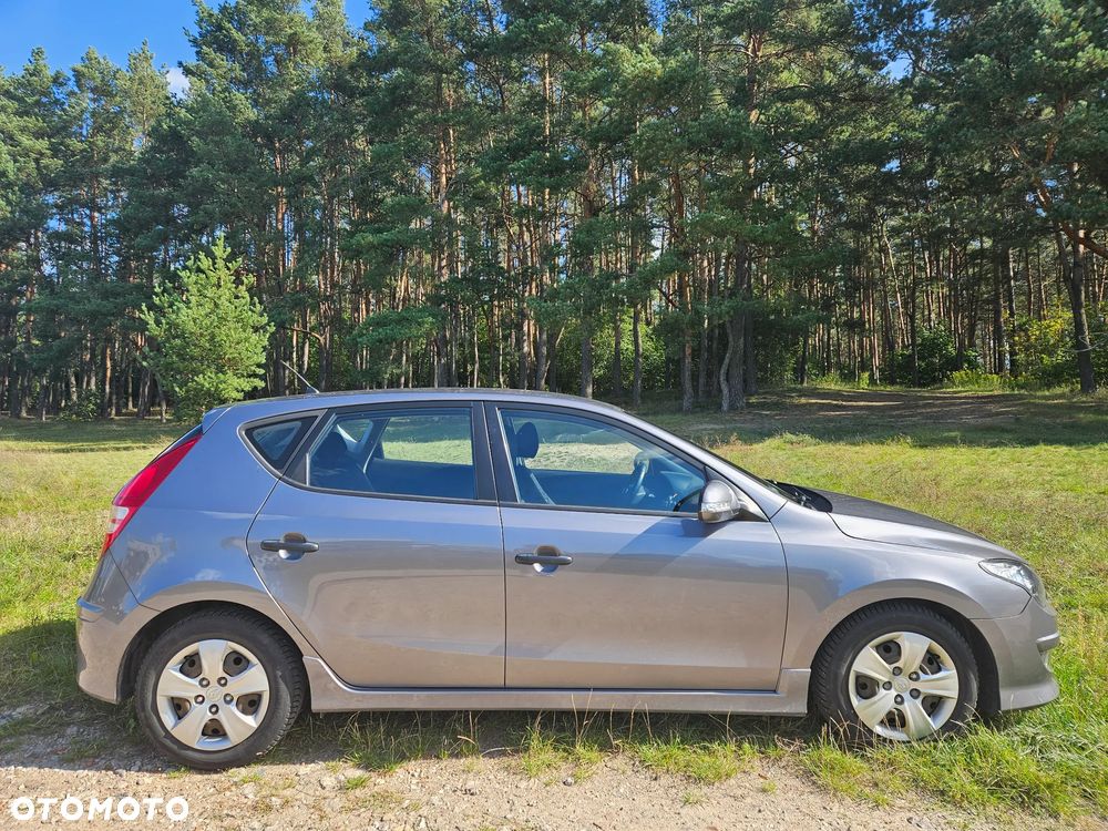 Hyundai i30 1.4 Comfort - 4