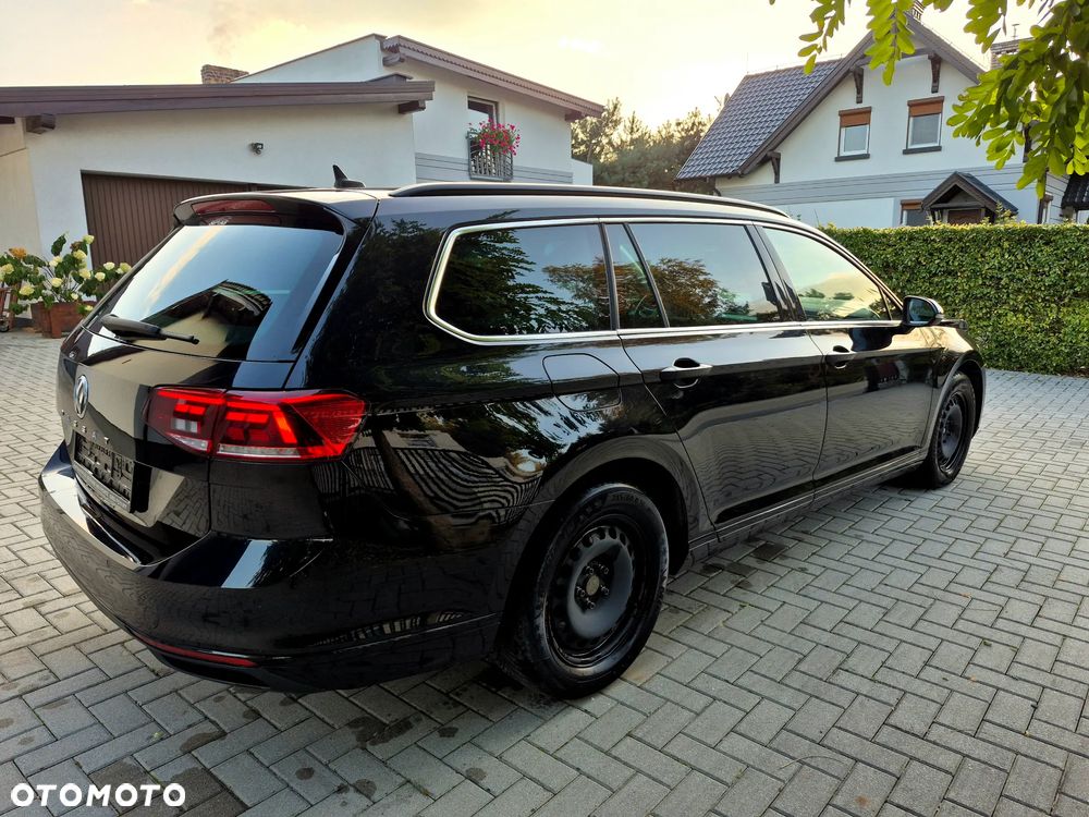 Volkswagen Passat - 14