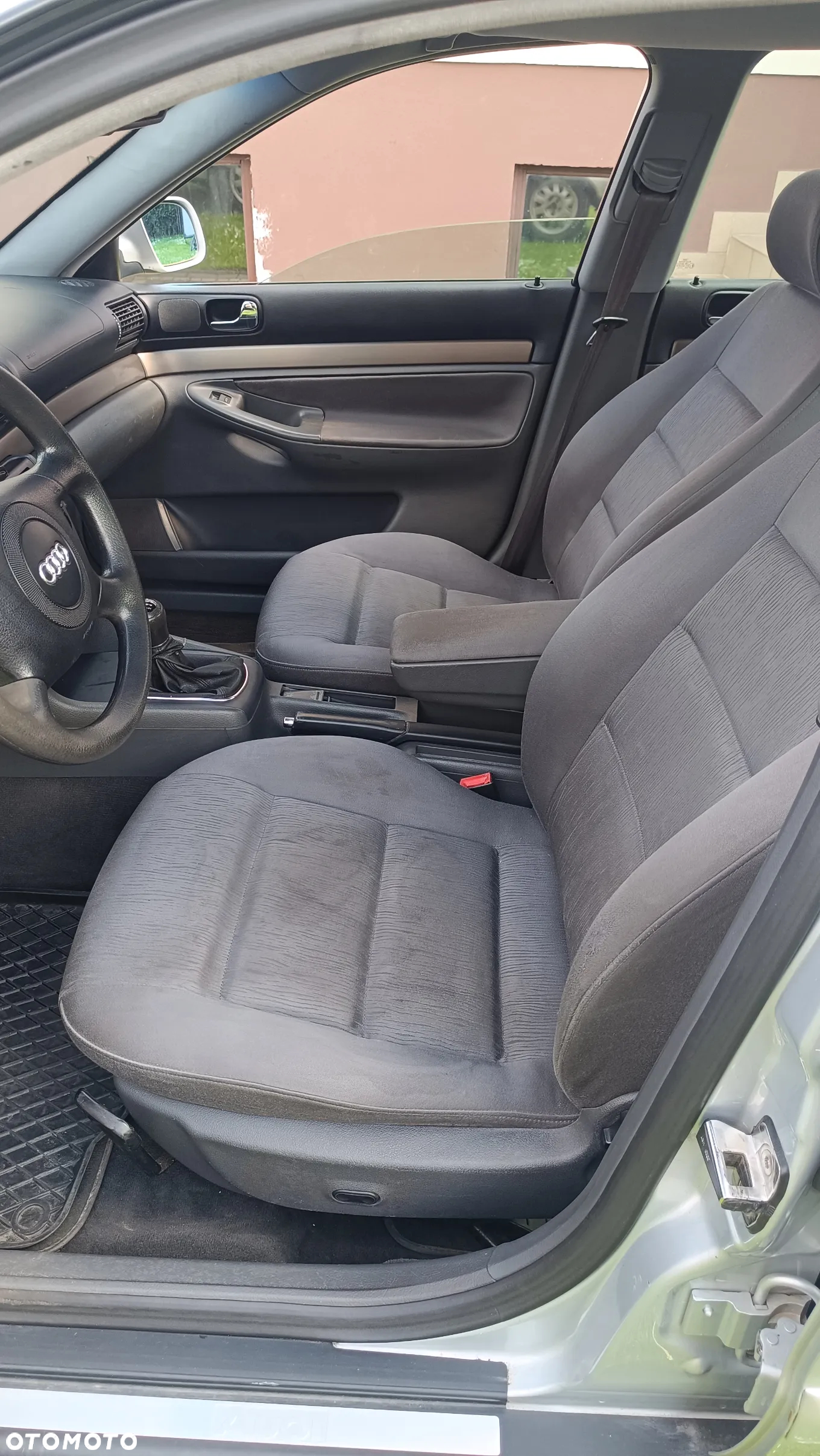 Audi A4 Avant 1.6 - 6