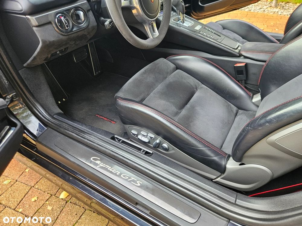 Porsche Cayman GTS PDK - 16
