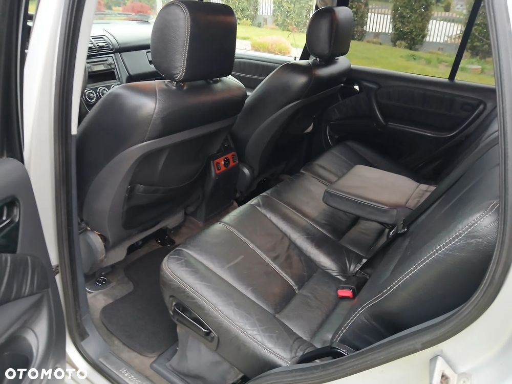 Mercedes-Benz ML - 10