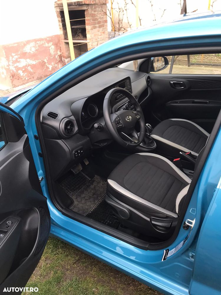 Hyundai i10 1.0 l 67 CP AMT Comfort+ - 12