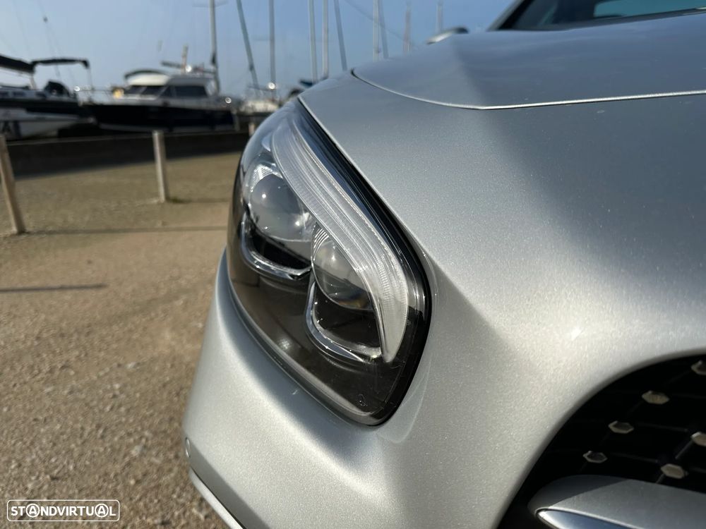 Mercedes-Benz SL 400 9G-TRONIC - 42