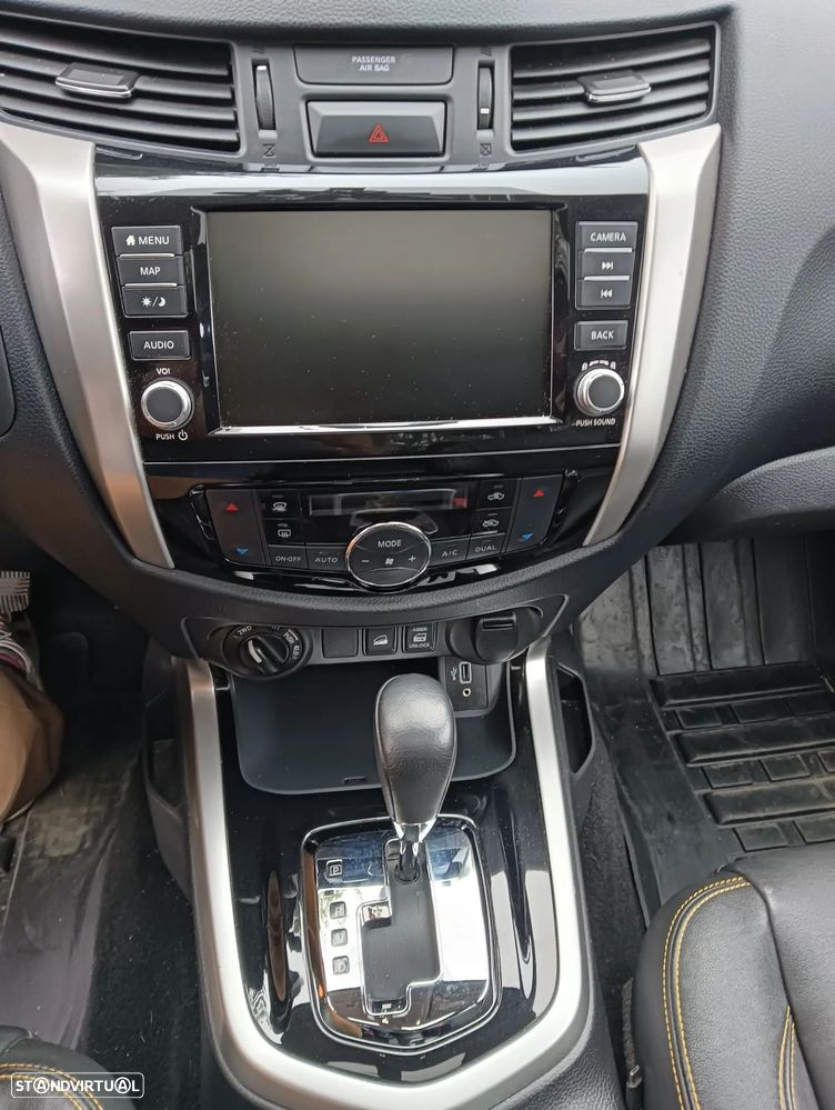 Nissan Pick Up - 7