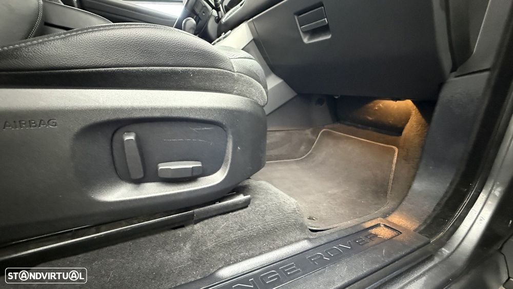 Land Rover Range Rover Evoque 2.0 TD4 SE Dynamic - 29