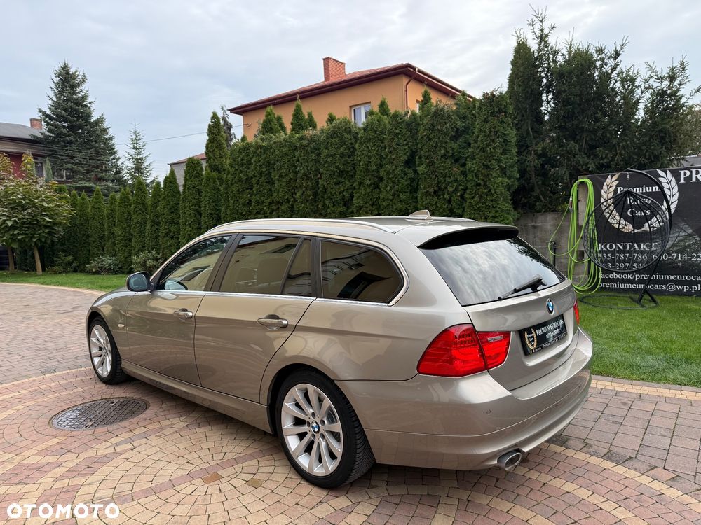 BMW Seria 3 320d Touring Sport-Aut Blue Performance Luxury Line - 15