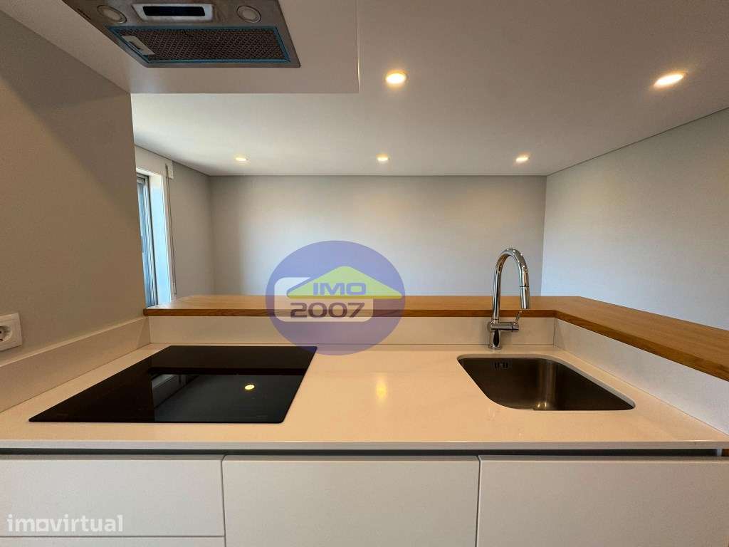 Apartamento T2 no Porto - Grande imagem: 5/19
