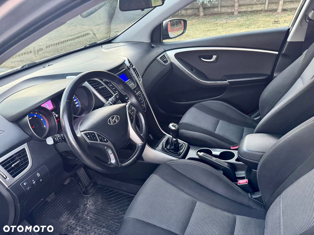 Hyundai i30 1.6 CRDi Comfort - 13
