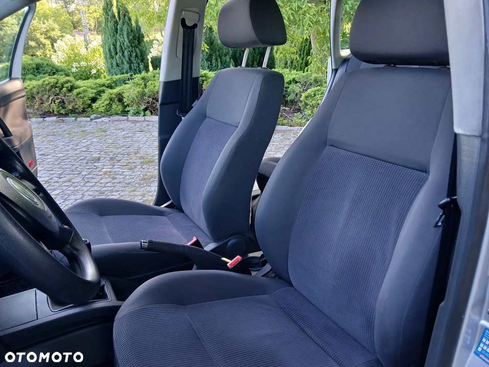 Volkswagen Polo - 26