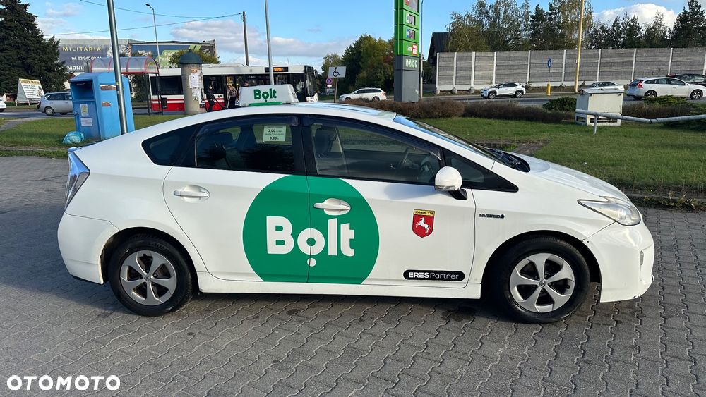 Toyota Prius 2014 photo 3