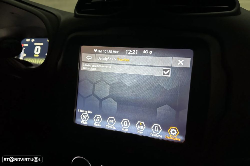 Jeep Renegade 1.3 T-GDI 4xe PLUG-IN Hybrid Auto Limited - 26