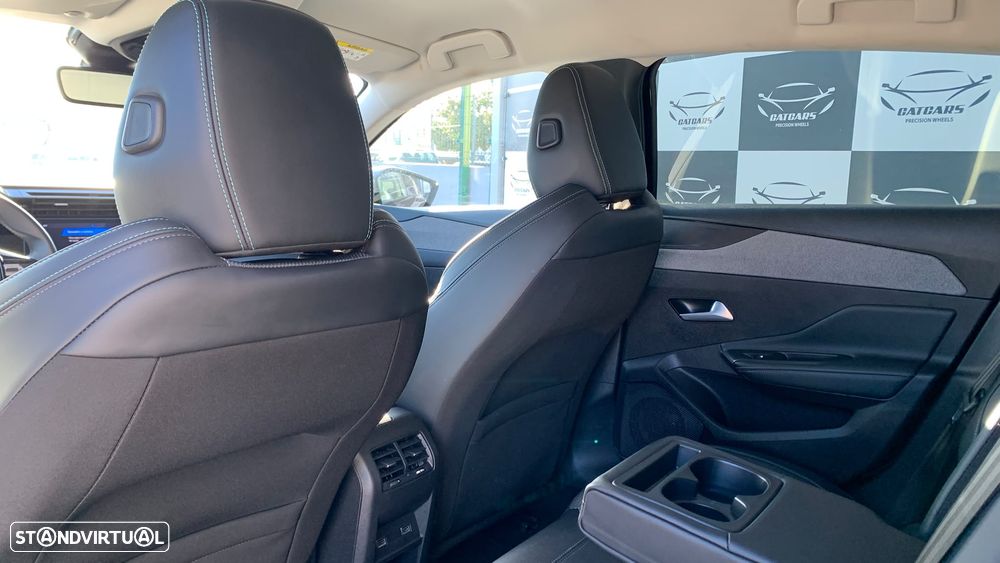Peugeot 308 1.6 Hybrid Allure Pack e-EAT8 - 20