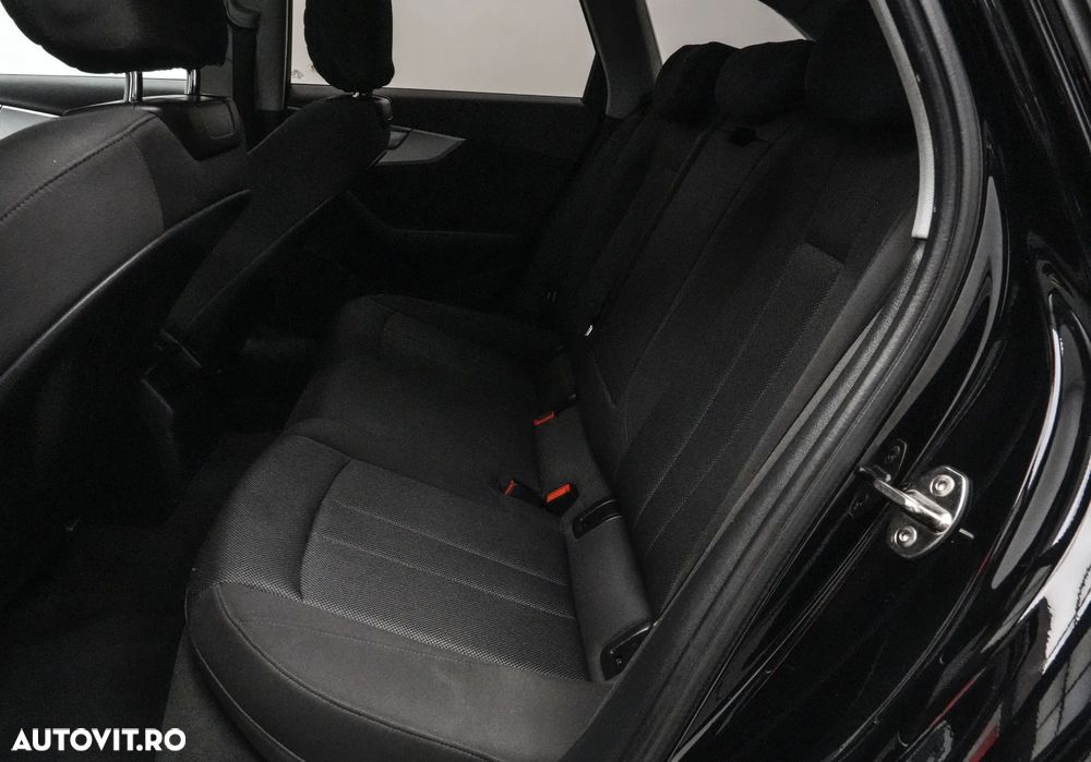 Audi A4 2.0 TDI DPF multitronic S line Sportpaket - 15