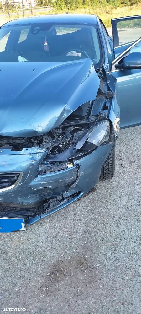 Volvo V40 D2 - 3