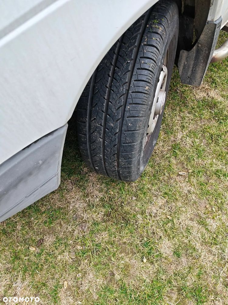 Mercedes-Benz Sprinter - 15