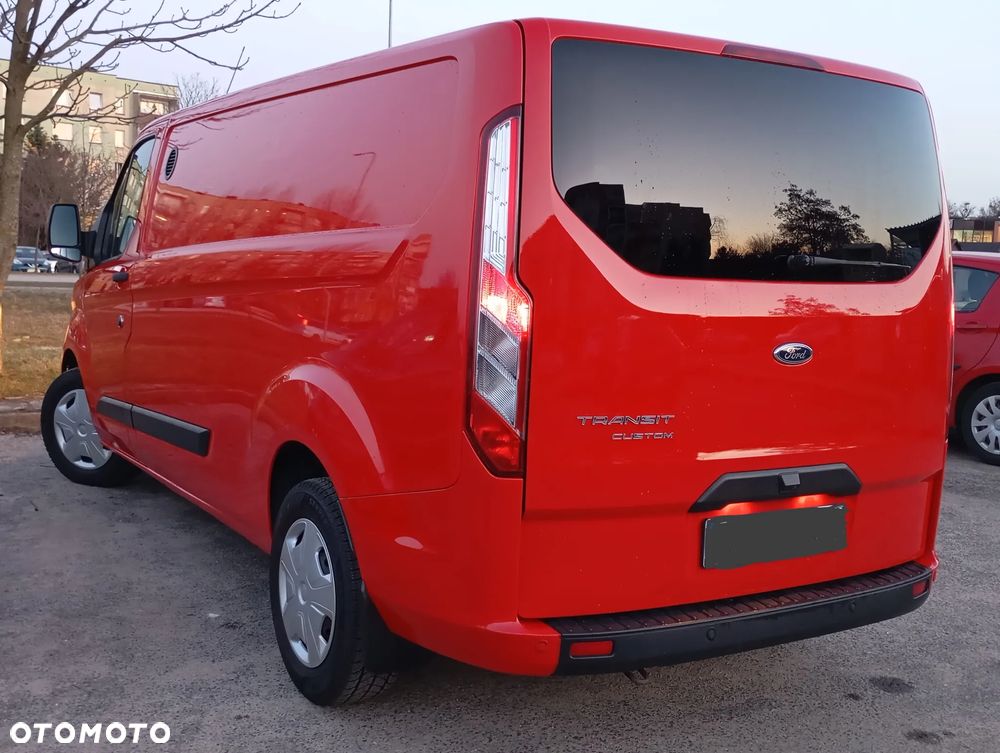 Ford Transit Custom Długi - 10
