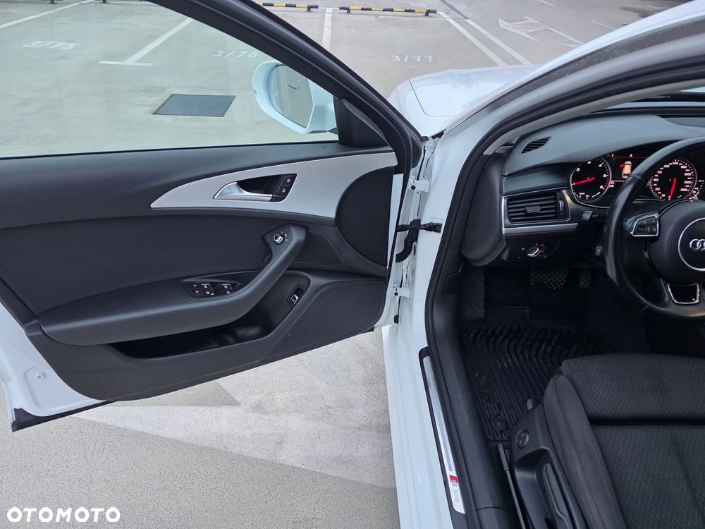 Audi A6 Avant 2.0 TDI ultra S tronic - 14