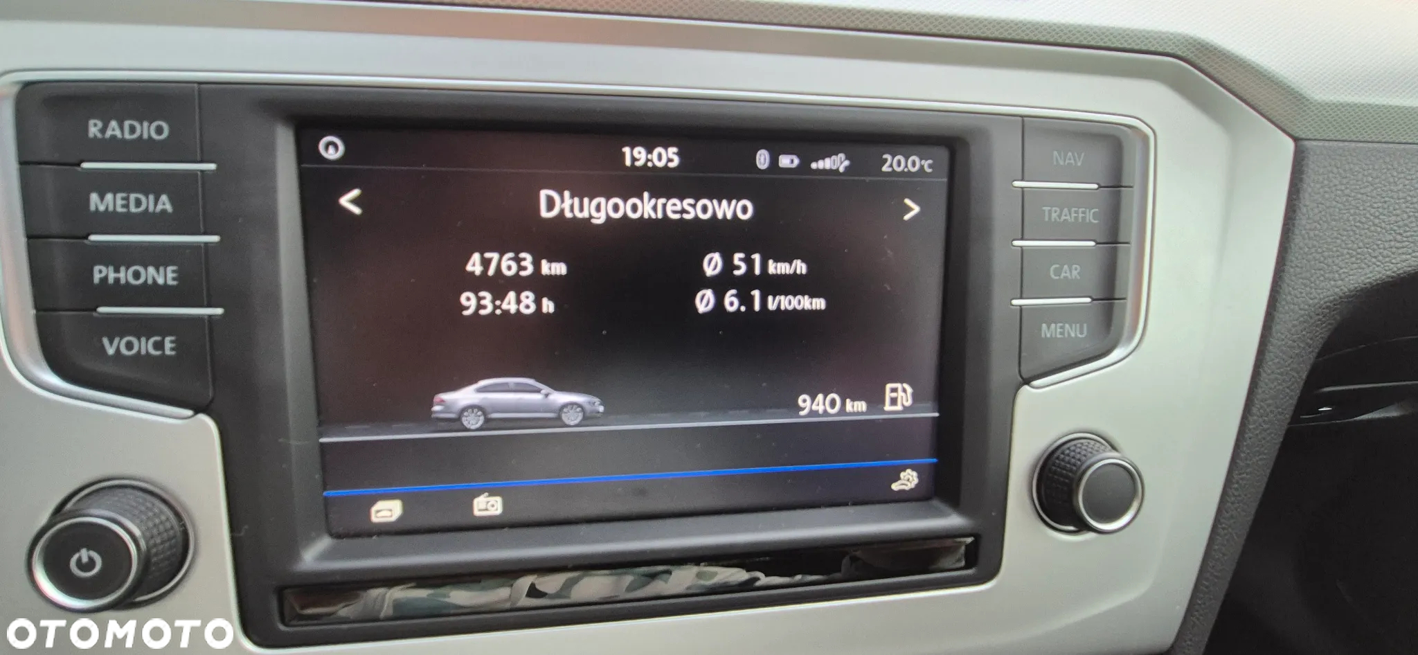 Volkswagen Passat 2.0 TDI BMT Comfortline - 23