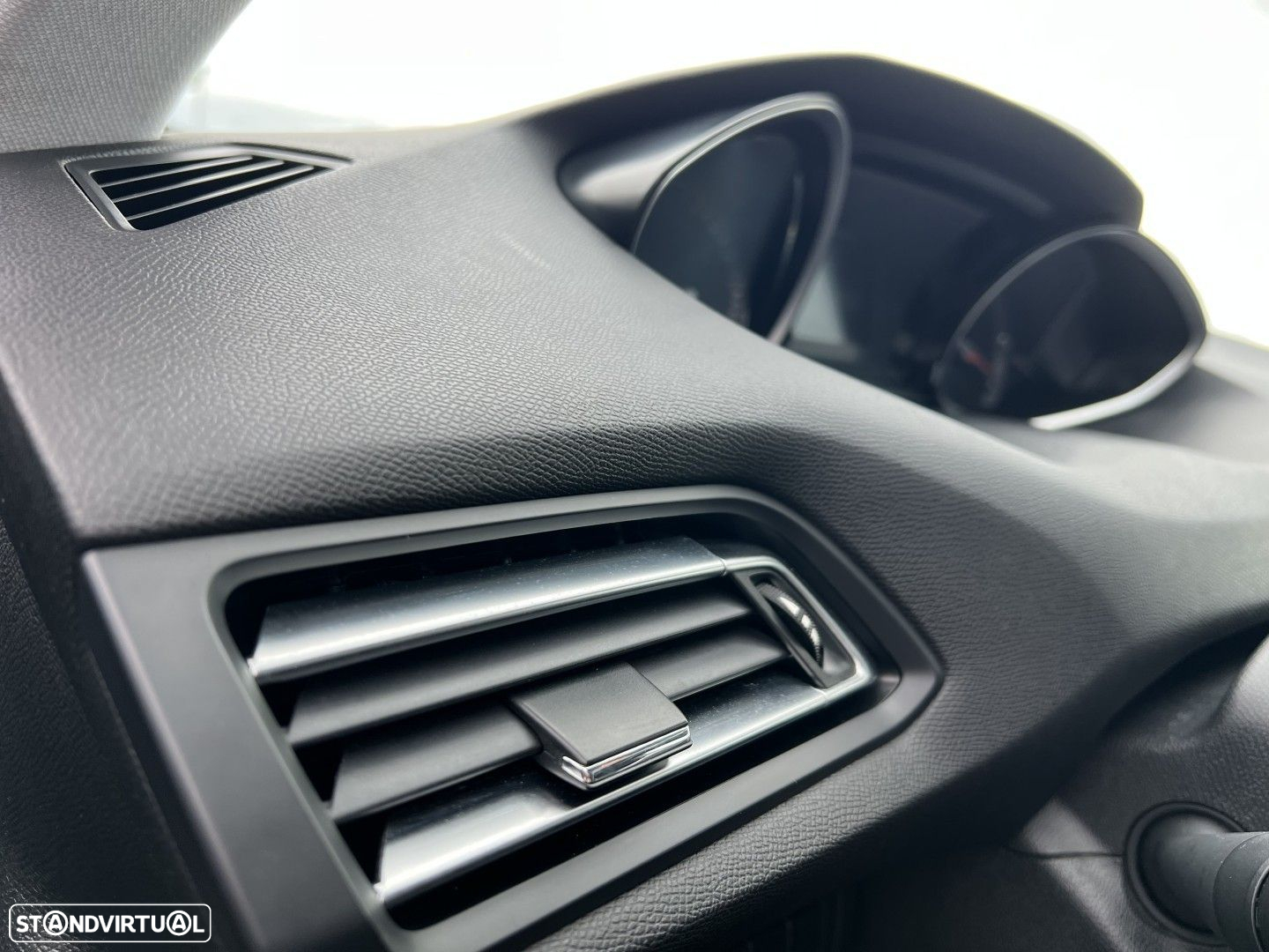 Peugeot 308 SW 1.5 BlueHDi Allure EAT8 - 22
