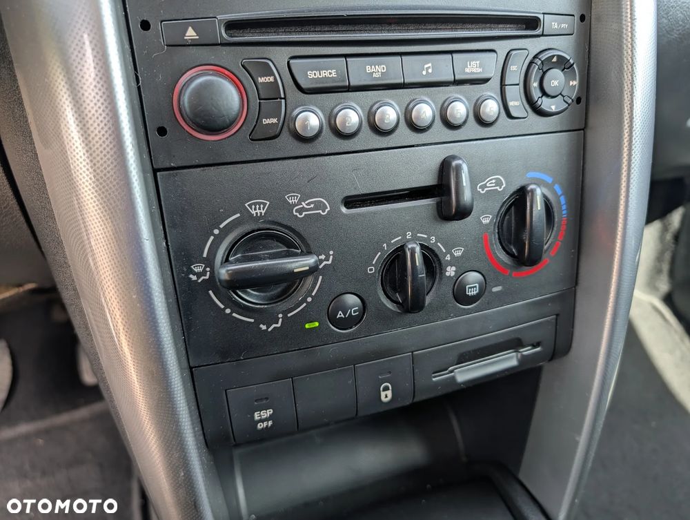 Peugeot 207 120 Sport - 14