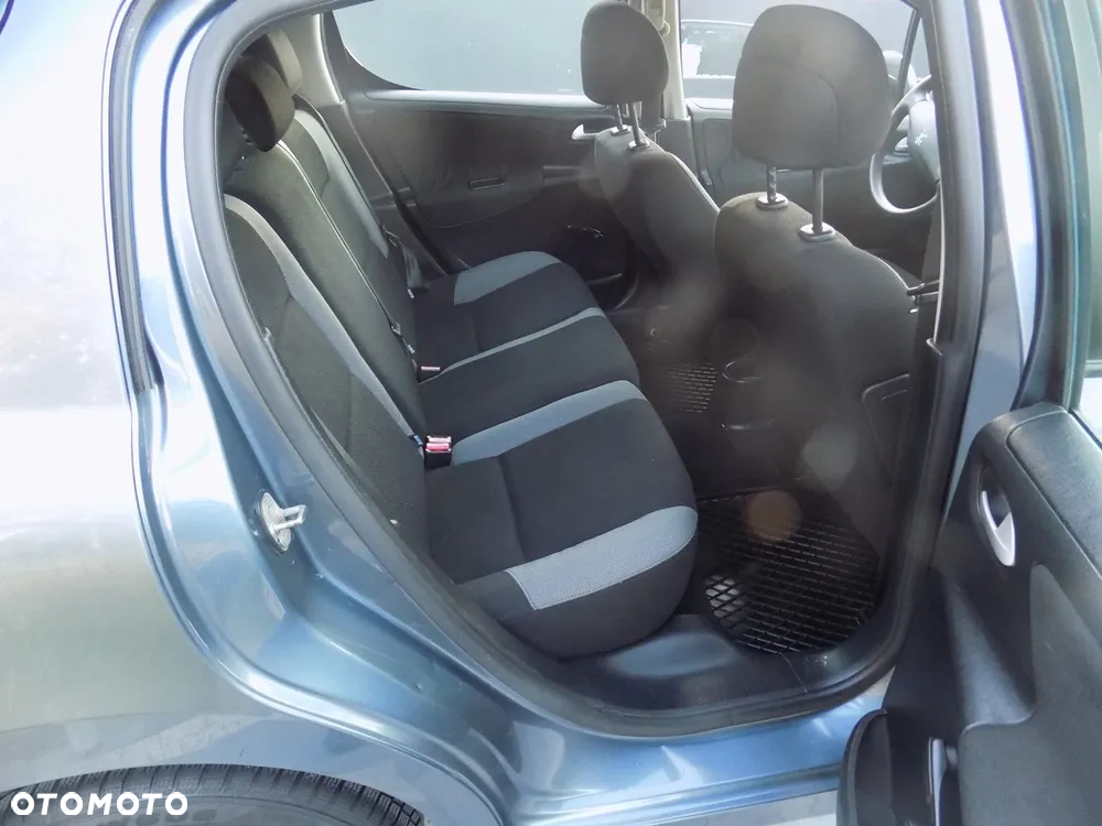 Peugeot 207 1.4 16V Trendy - 18